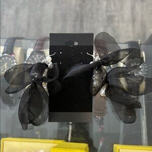 Elegant Black Floral Earrings